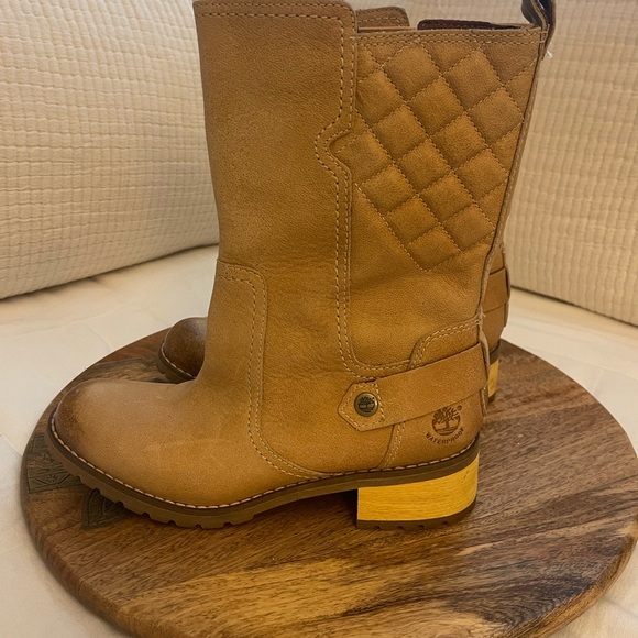 Timberland Women’s Earthkeepers Apley Mid Waterproof Boots. US 7 EUR 38 - Picture 2 of 9